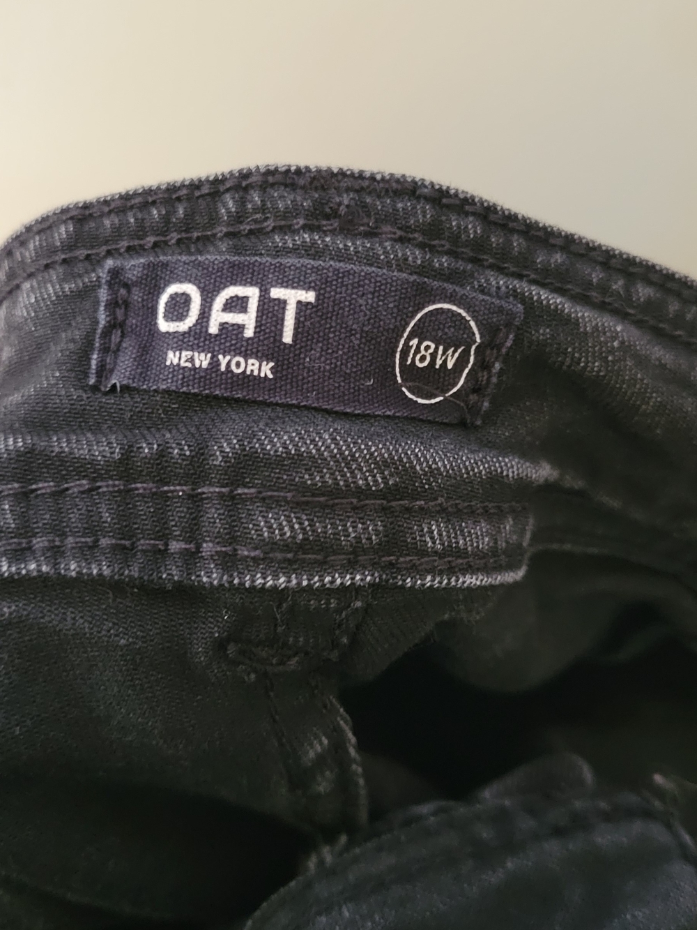 Oat New York Women's Wide Leg Jean With Frayed Hem - Picture 5 of 5